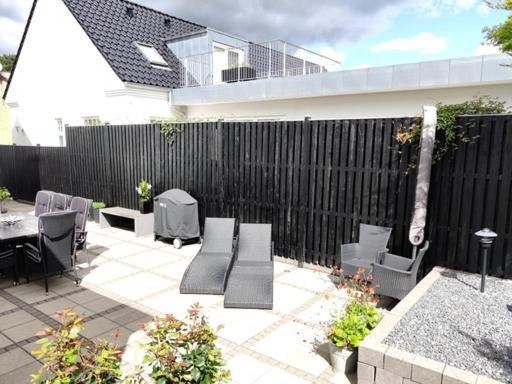 Vaerelser I Midtbyen - 117 M2 Apartment Herning Exterior foto